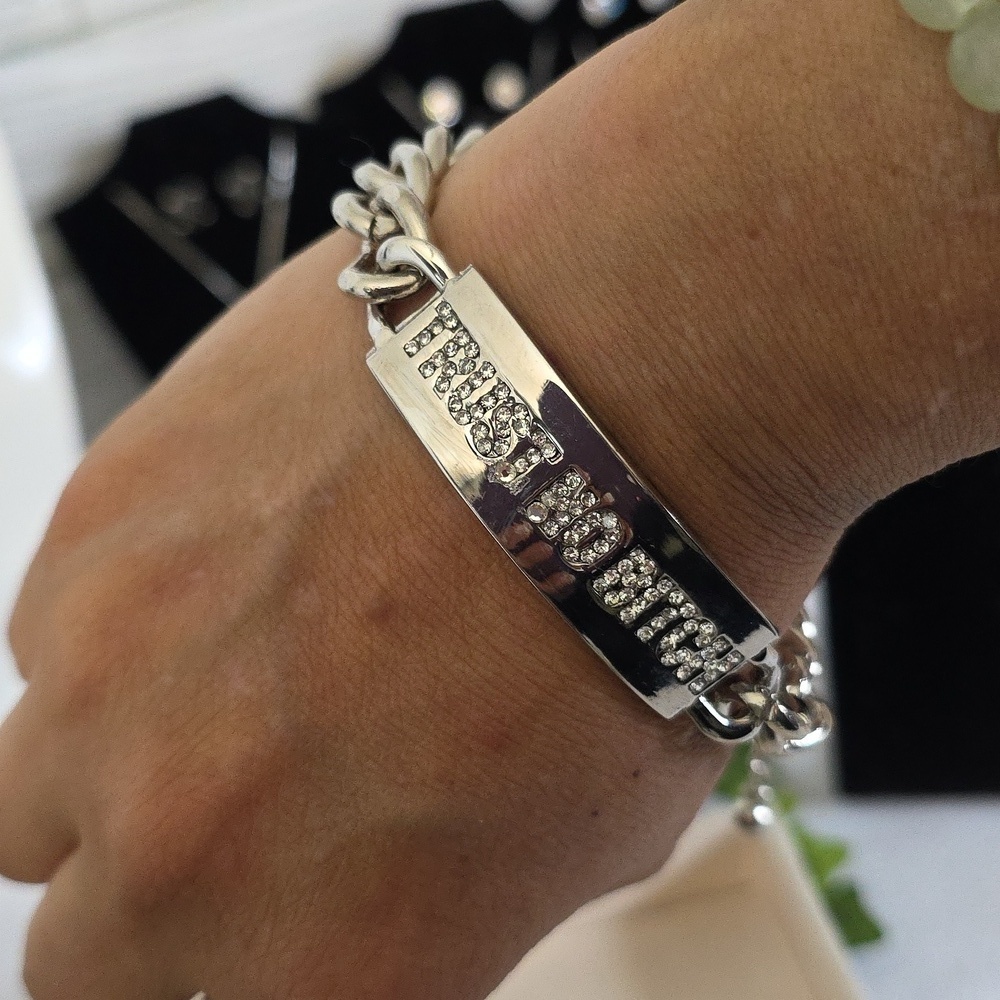 Silver Chunky Cuban Link ID Style Bracelet " Trust No B*tch" - Picture 5 of 7